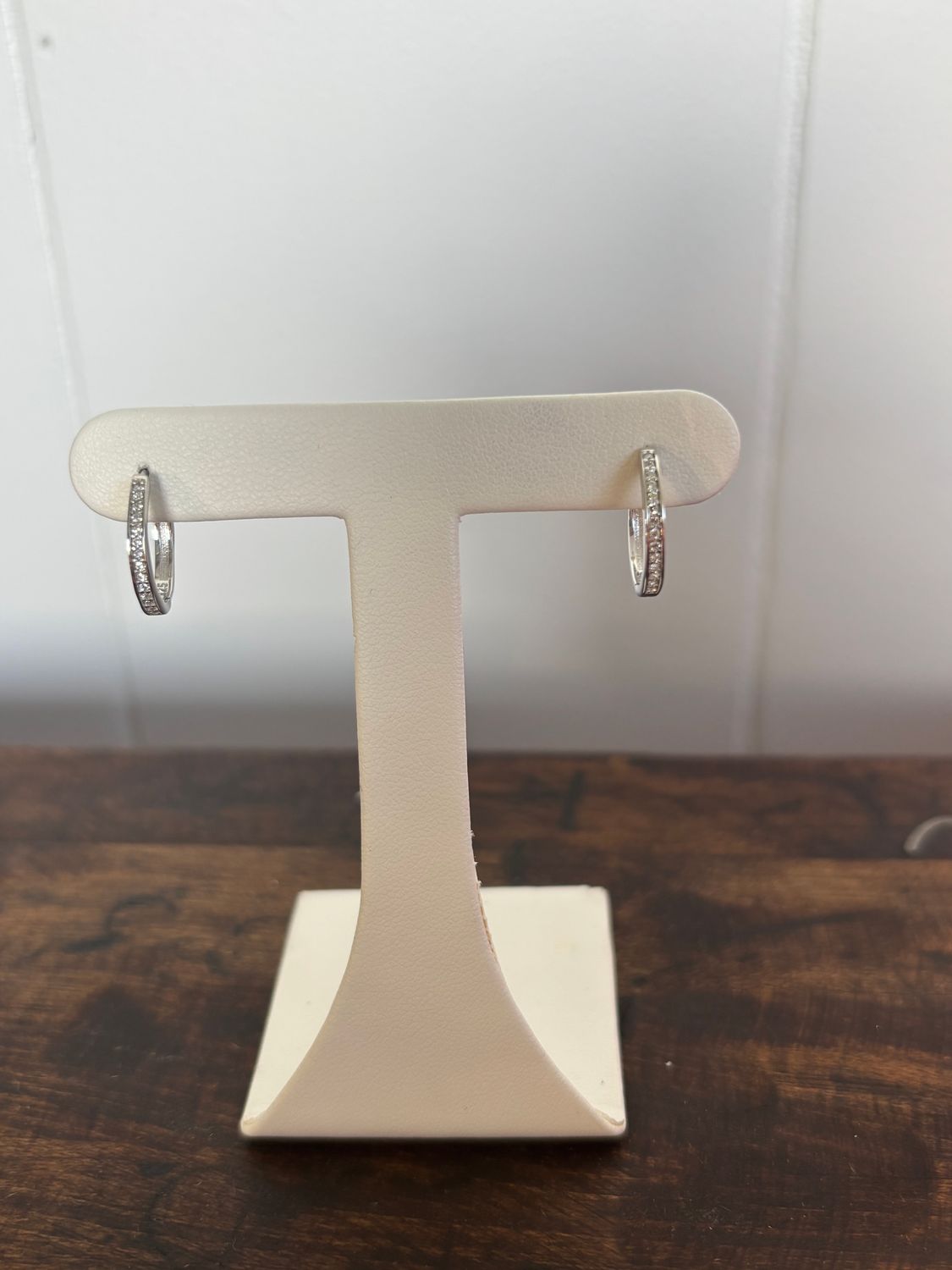 House of Moda Jumbo Huggie Hoops