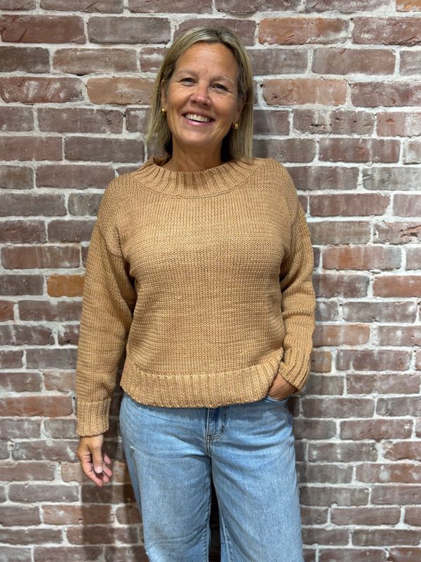 Shannon Passero Selam Pullover