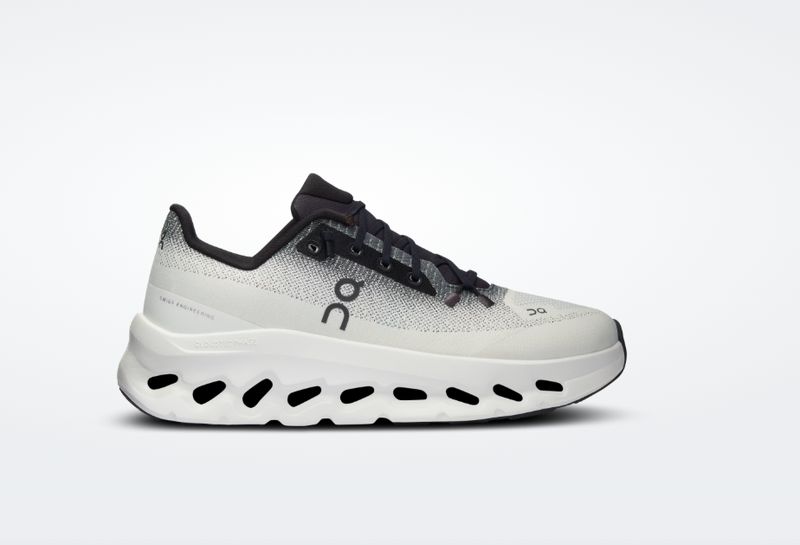 On Cloudtilt Women Black/Ivory
