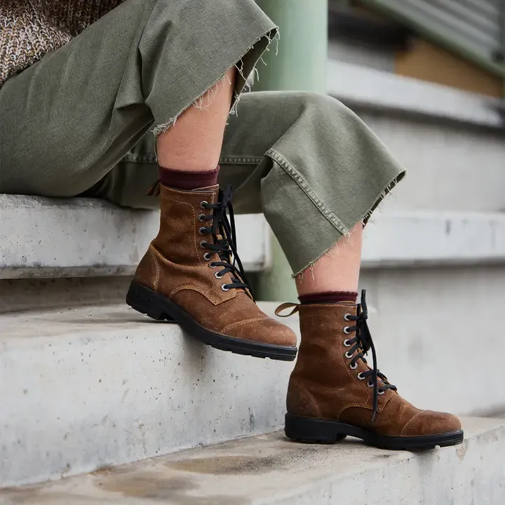 Blundstone 2532 Originals Lace Up Tall Tabacco Suede