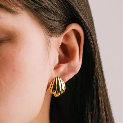Lover's Tempo Waterproof Shell Post Earring