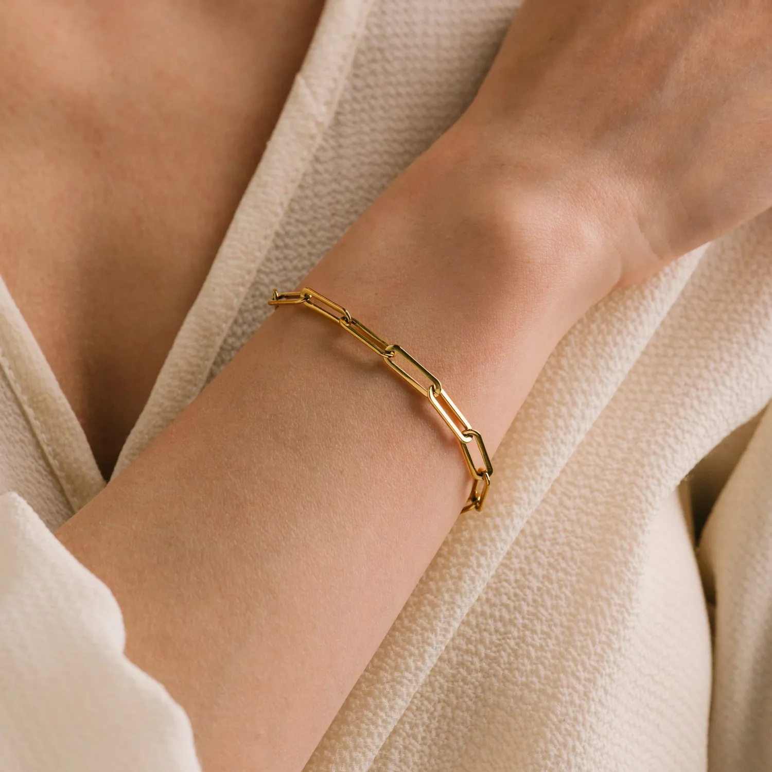 Lover&#39;s Tempo Waterproof Bold Paperclip Bracelet