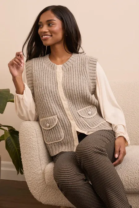 Tribal Sleeveless Vest with Pockets Heather Sands