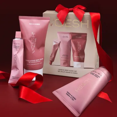 Voesh Holiday Hand & Body Glow Set Voesh Holiday Hand & Body Glow Set
