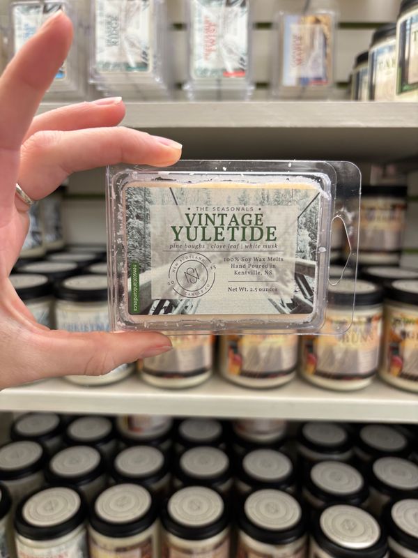 New Scotland Candle Co. Vintage Yuletide Melts New Scotland Candle Co. Vintage Yuletide Melts