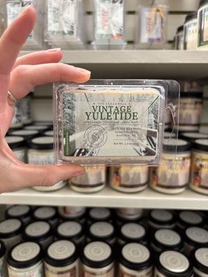 New Scotland Candle Co. Vintage Yuletide Melts