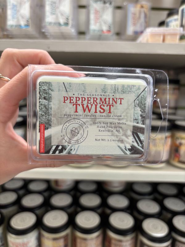 New Scotland Candle Co. Peppermint Twist Melts New Scotland Candle Co. Peppermint Twist Melts