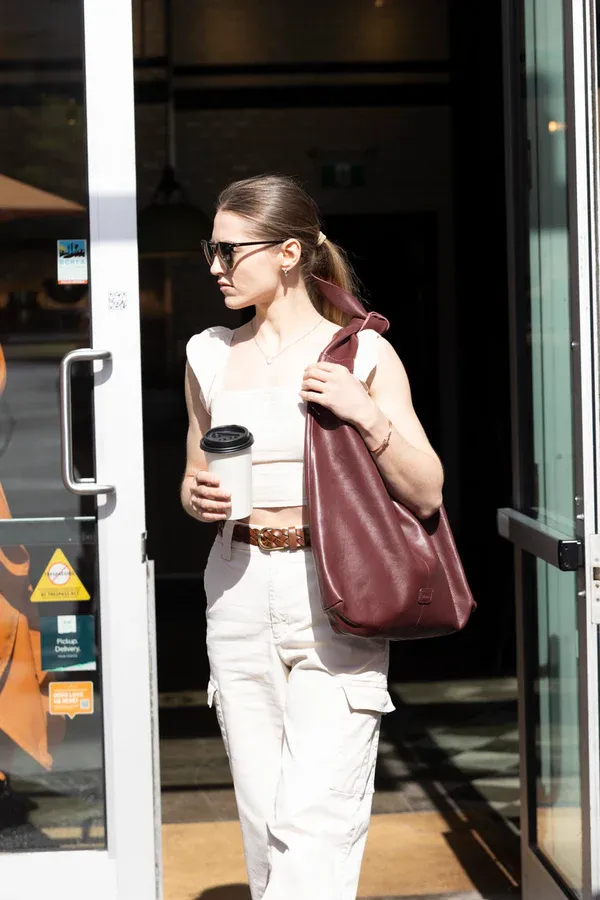 RISA Knot Tote Leather Burgundy RISA Knot Tote Leather Burgundy