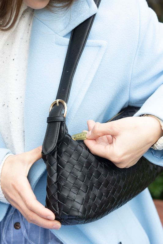 RISA Rhea Woven Shoulder Bag Black