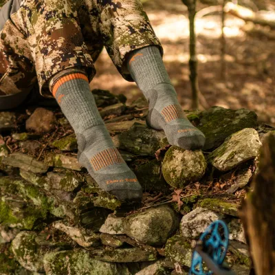 Darn Tough 2107W Hunting Boot Mid Cush Darn Tough 2107W Hunting Boot Mid Cush