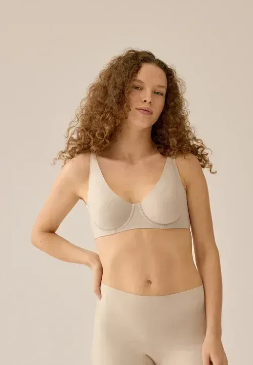 Naturana Back Smoother Underwire Bra Light Beige