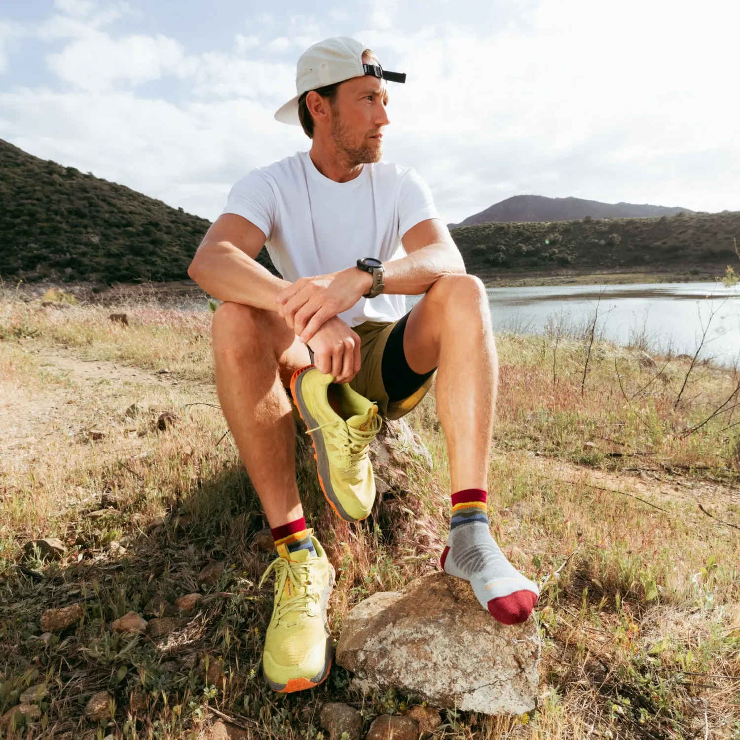 Darn Tough 1040M Run 1/4 Sock Ultra Cushion Darn Tough 1040M Run 1/4 Sock Ultra Cushion
