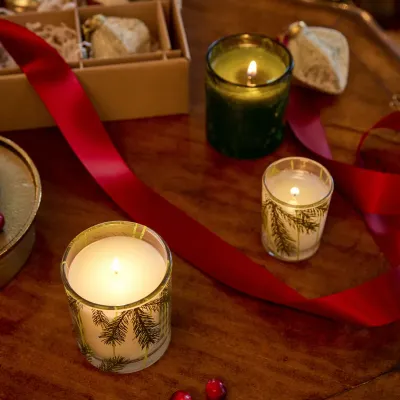 Thymes Frasier Fir Votive Candle Pine Needle