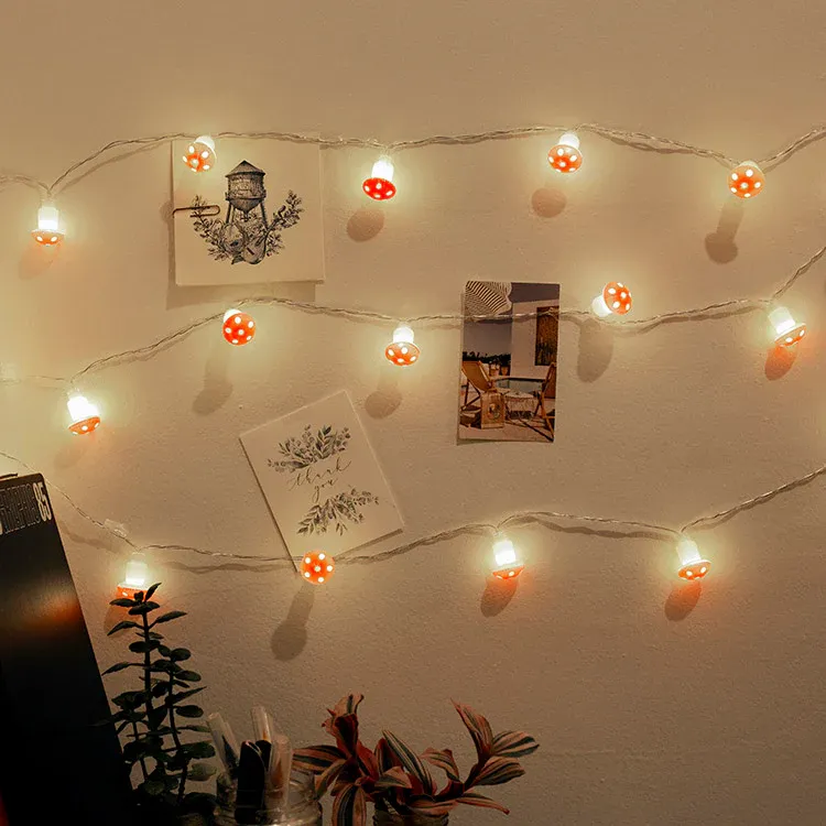 Kikkerland Mushroom LED String Lights