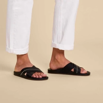 Olukai Kipe'a 'Olu