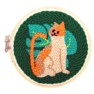 Kikkerland Punch Needle Kit Cat