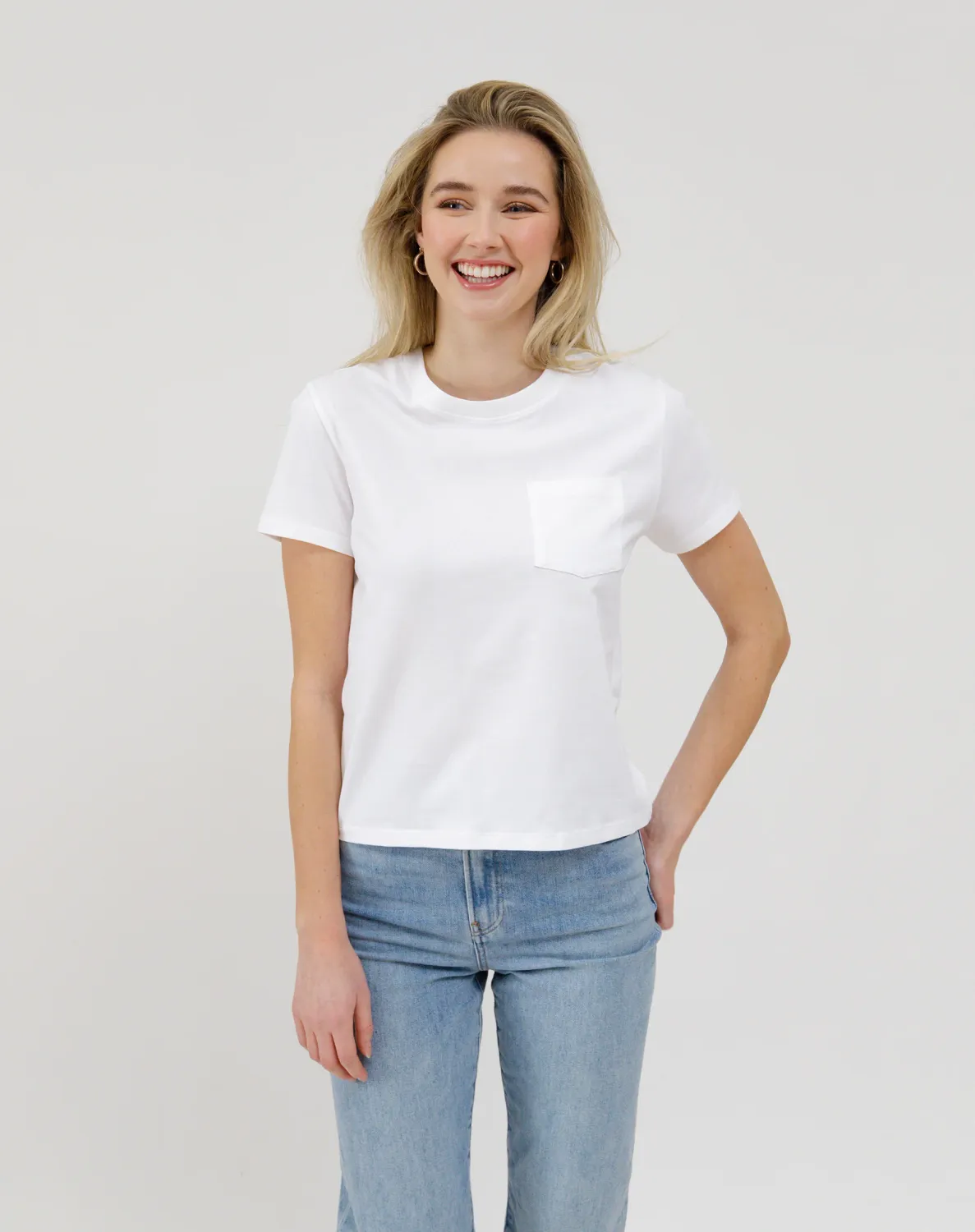 Brunette the Label Regular Tee with Pocket Brunette the Label Regular Tee with Pocket