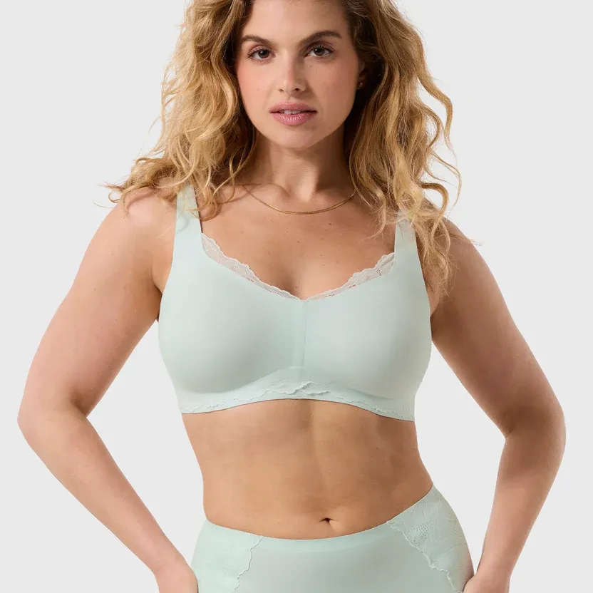 Evelyn &amp; Bobbie Beyond Bra Ocean Mist Lace