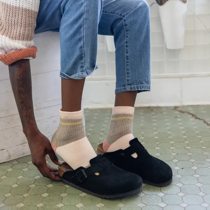 Darn Tough 6117W Homebase Shorty HV Full Cushion Darn Tough 6117W Homebase Shorty HV Full Cushion