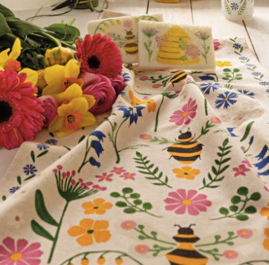 Danica Dishtowel Bee Garden