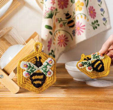 Danica Crochet Sponge Bee Garden Set/2