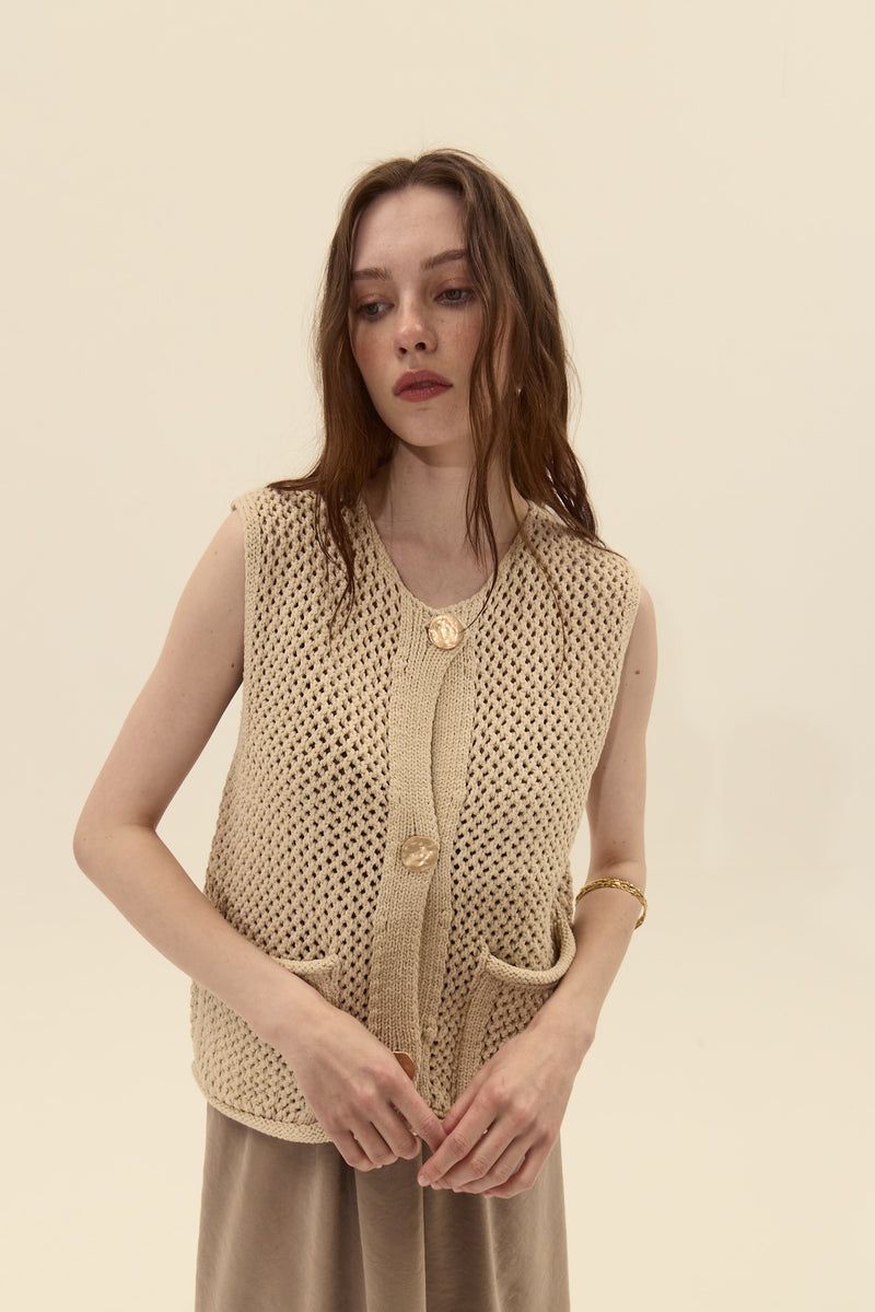 Deluc Anafi Knit Vest Ecru