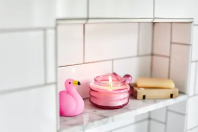 Paddywax Beam Fuchsia Pink Glass Candle Desert Peach Paddywax Beam Fuchsia Pink Glass Candle Desert Peach