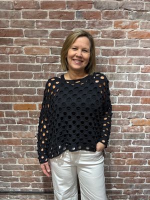 Shannon Passero Lula Pullover Black