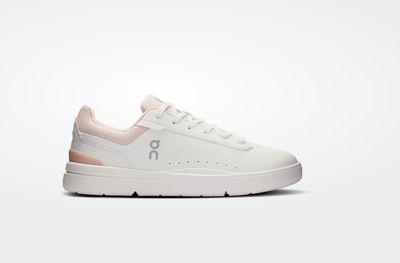 On The Roger Advantage Women White/Rosehip