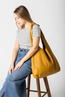 RISA Knot Tote Leather Mustard