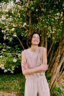 B. Young BYFalakka ONeck Top Woodsmoke Check