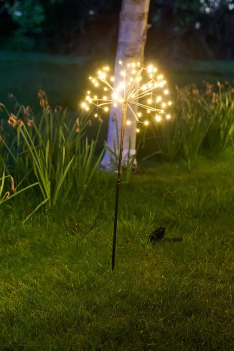 Lumina of London Solar Dandelion Light 120LED Lumina of London Solar Dandelion Light 120LED
