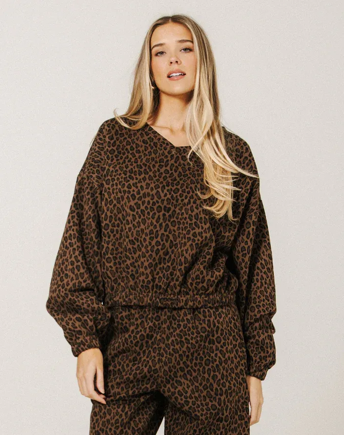 Brunette the Label Hi-V Oversized Sweater Leopard