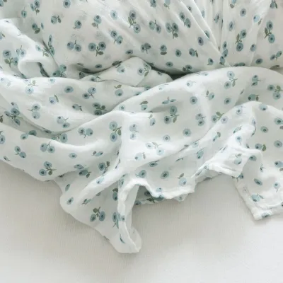 Lulujo Classic Muslin Swaddle Blanket Blueberries