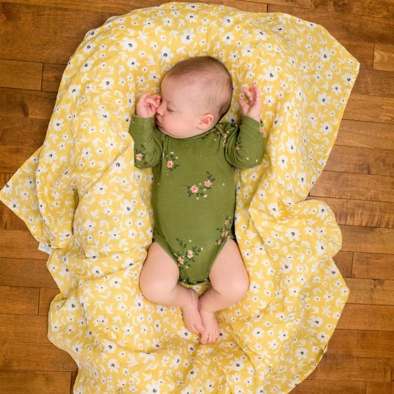 Lulujo 2Pack Cotton Muslin Swaddle Wildflowers &amp; Dots