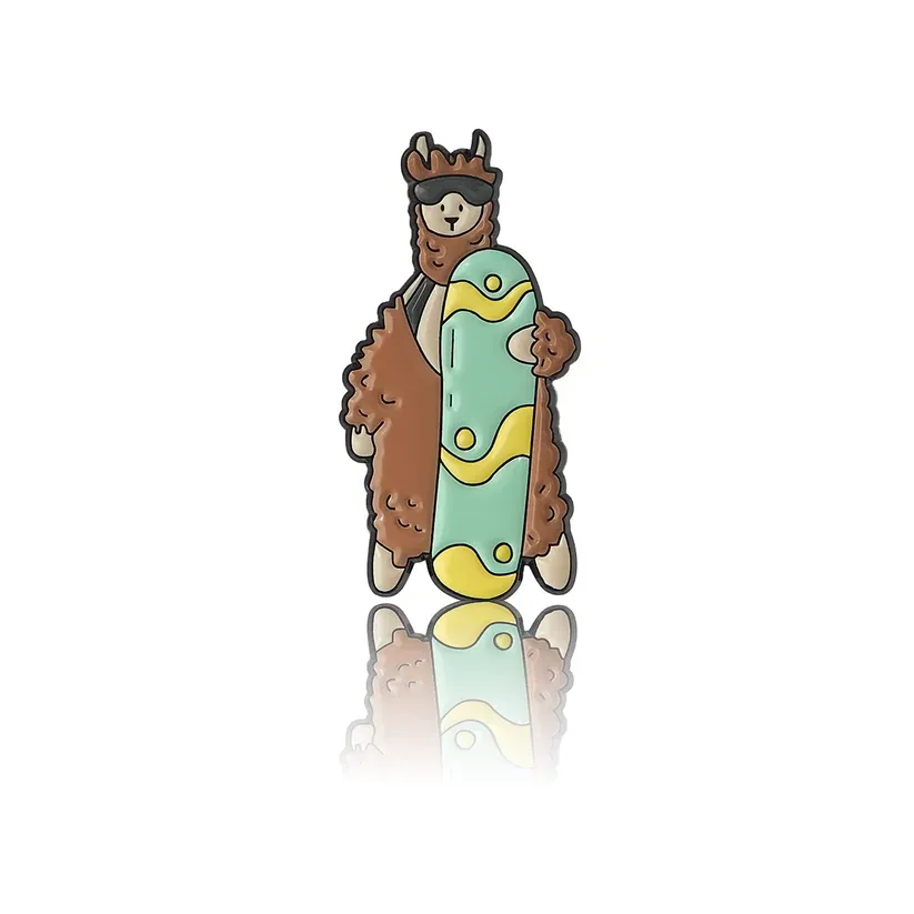 Alpaca Holding Snowboard PinBox