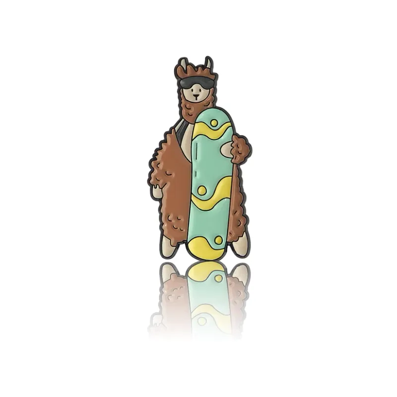 Alpaca Holding Snowboard PinBox