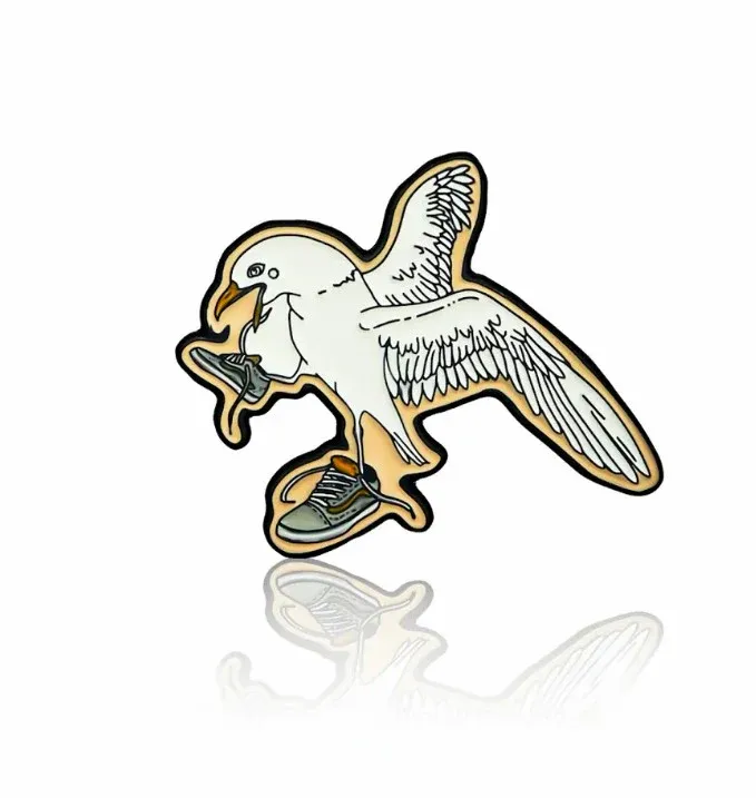 Seagull in Sneakers PinBox