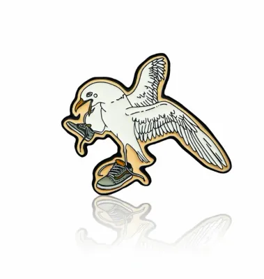 Seagull in Sneakers PinBox