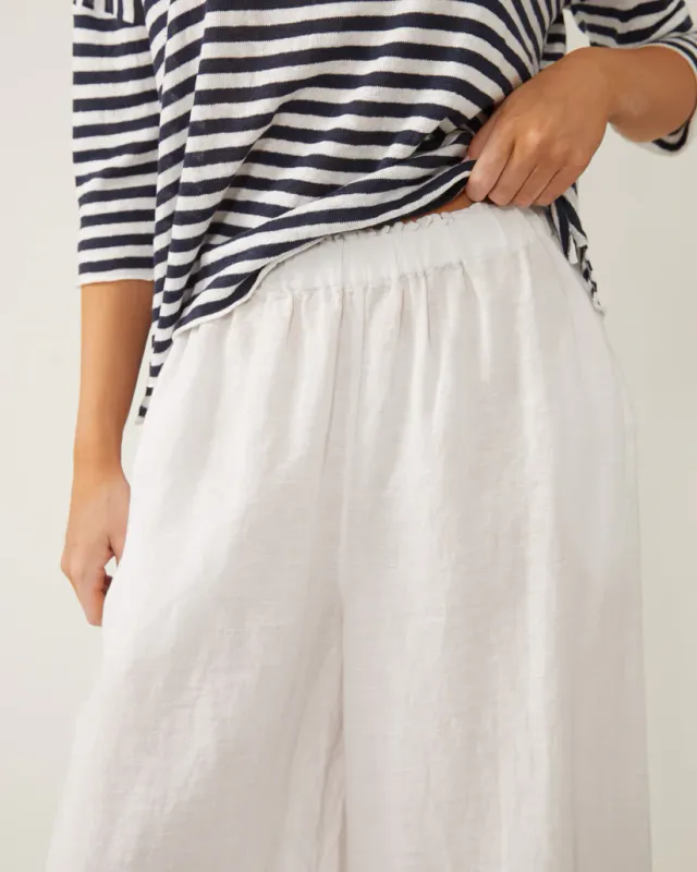 Naif Seina Sweater Navy/White