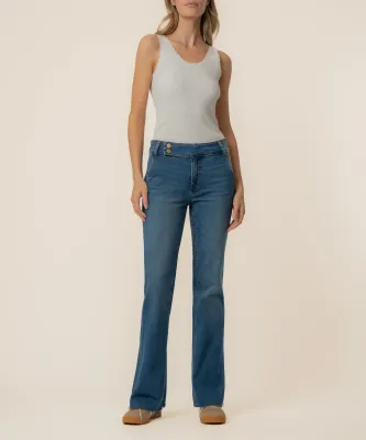 Kut From The Kloth Kelly HR Kick Flare Honest Kut From The Kloth Kelly HR Kick Flare Honest