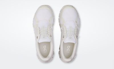 On Cloud 6 Wide Women White/White