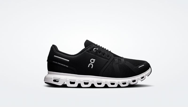 On Cloud 6 Wide Women Black/White