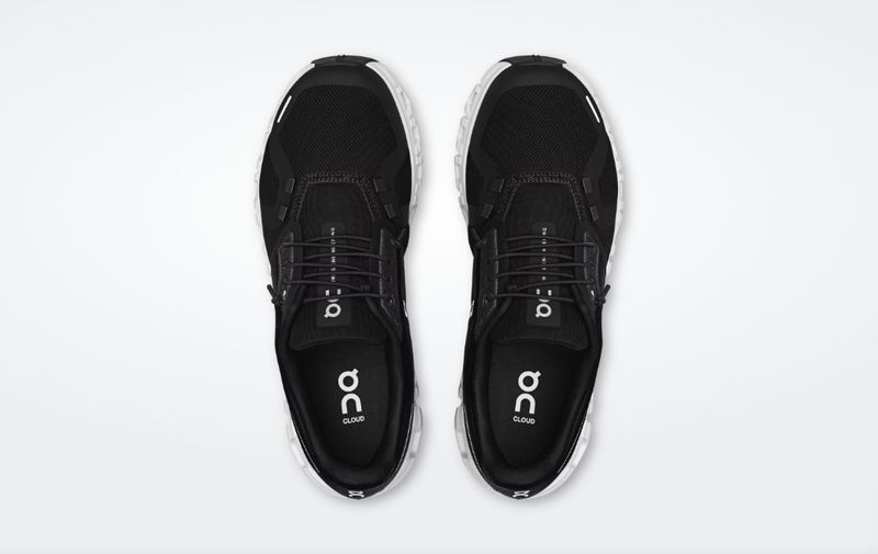 On Cloud 6 Wide Women Black/White