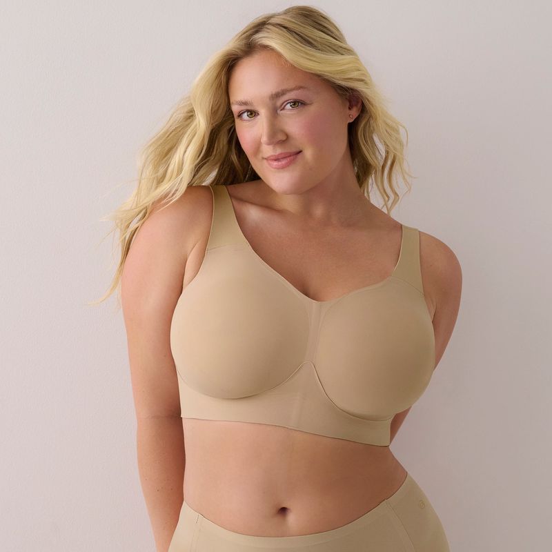 Evelyn & Bobbie Busty Bra