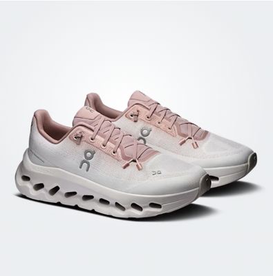 On Cloudtilt Women Biscuit/Ivory On Cloudtilt Women Biscuit/Ivory