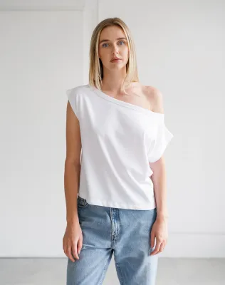 Brunette the Label Off The Shoulder Tee White