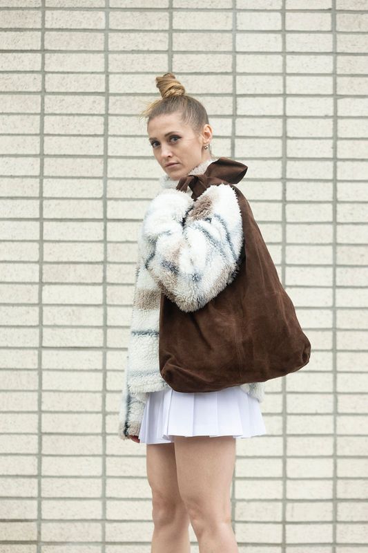 RISA Knot Tote Chocolate Brown Suede