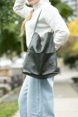 RISA Lila Pocket Leather Tote Hunter Green