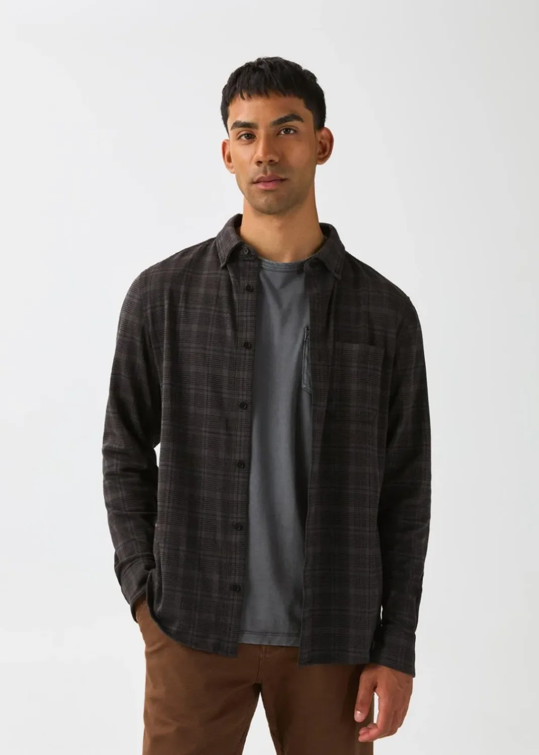 DUER Performance Flannel Lite One-Pocket Shirt Charcoal Plaid